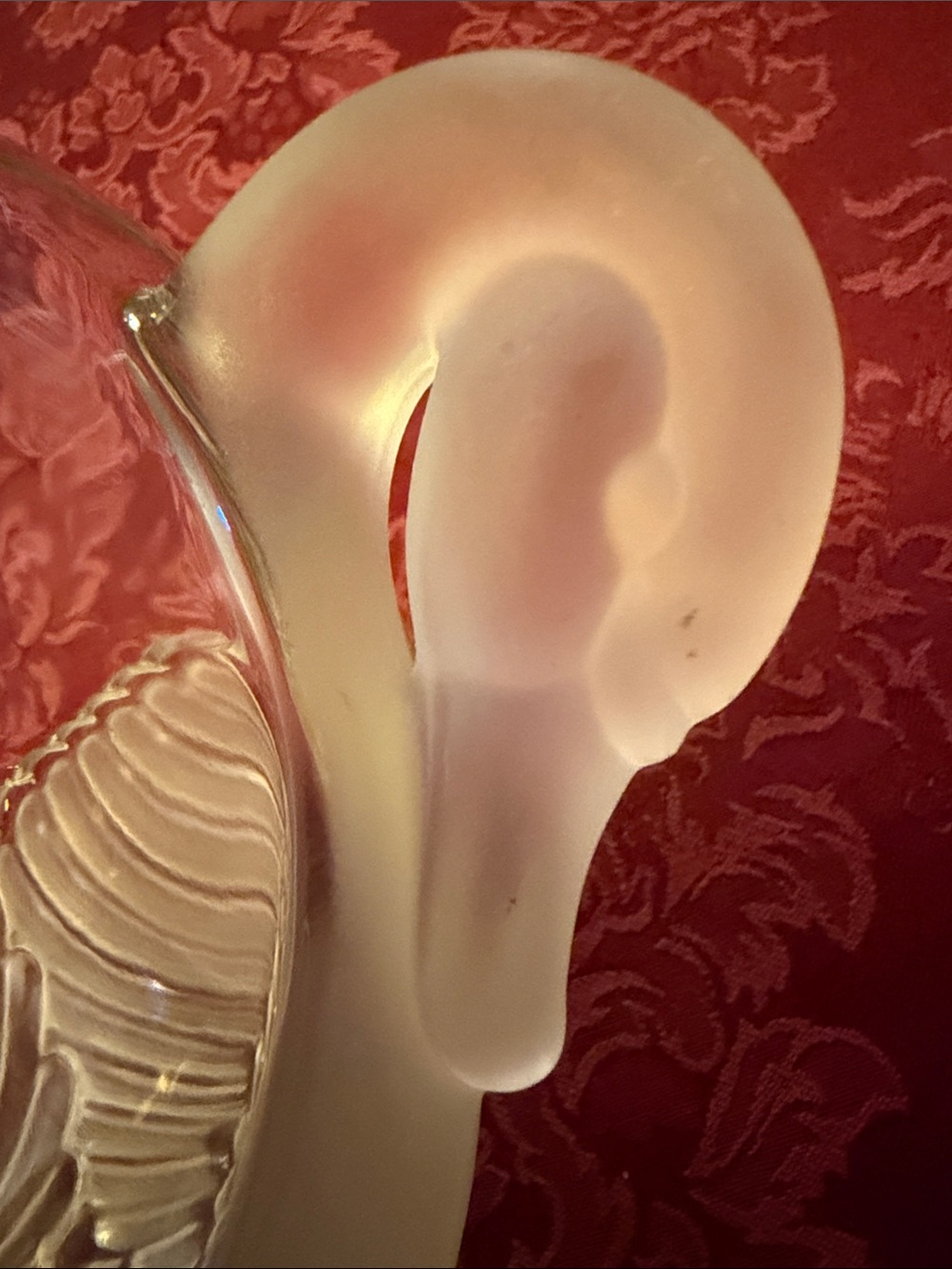 Lovely Swan sculptured Bowl or Vase.